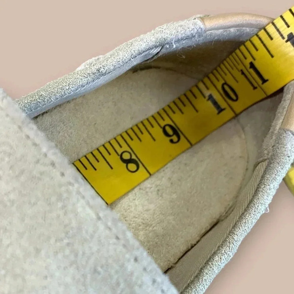 Lucky Brand Suede Leather Slip On Loafer Sneakers Women Size 8M Silver Cloud - Picture 14 of 16